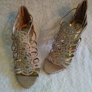 Champagne Rhinestones heels size 8